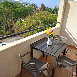  Apartamento 2-bed In Port España